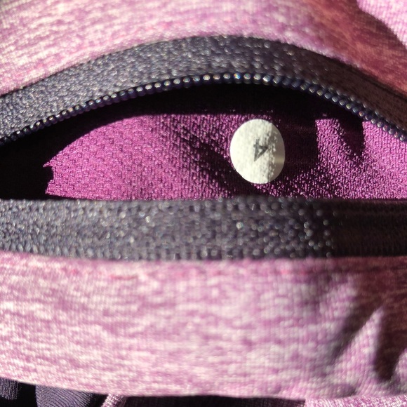 Lululemon Crops - Picture 3 of 3